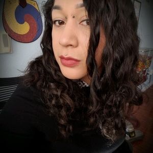 Meet your Posher, Rocio